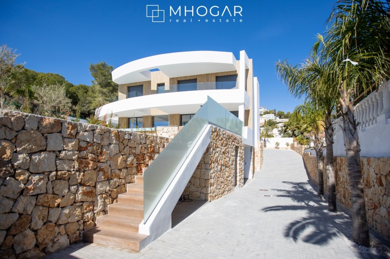 Moraira-Villa hermosa en venta